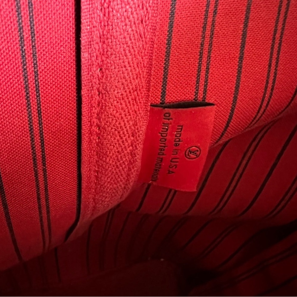 Louis Vuitton Neverfull GM - Picture 10 of 13